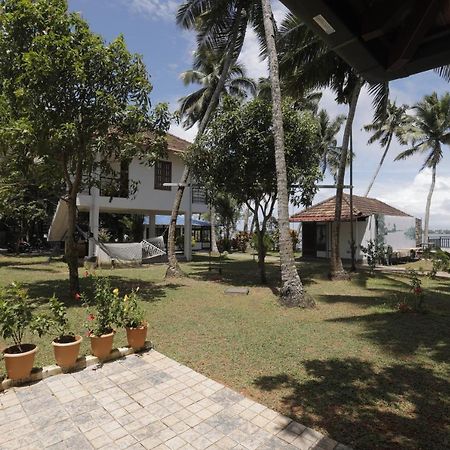 Kallanchery Retreat Kochi Екстер'єр фото