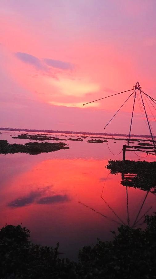 Kallanchery Retreat Kochi Екстер'єр фото