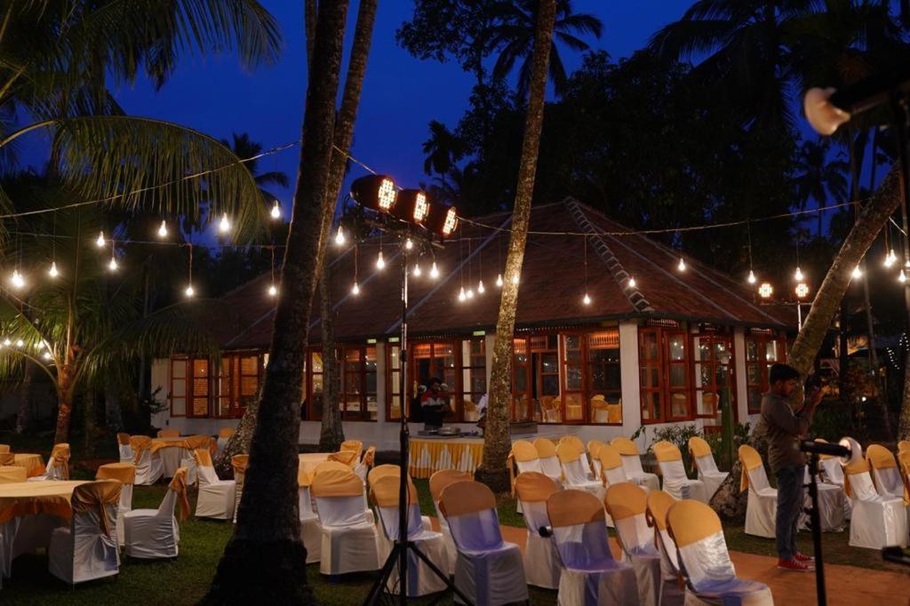 Kallanchery Retreat Kochi Екстер'єр фото