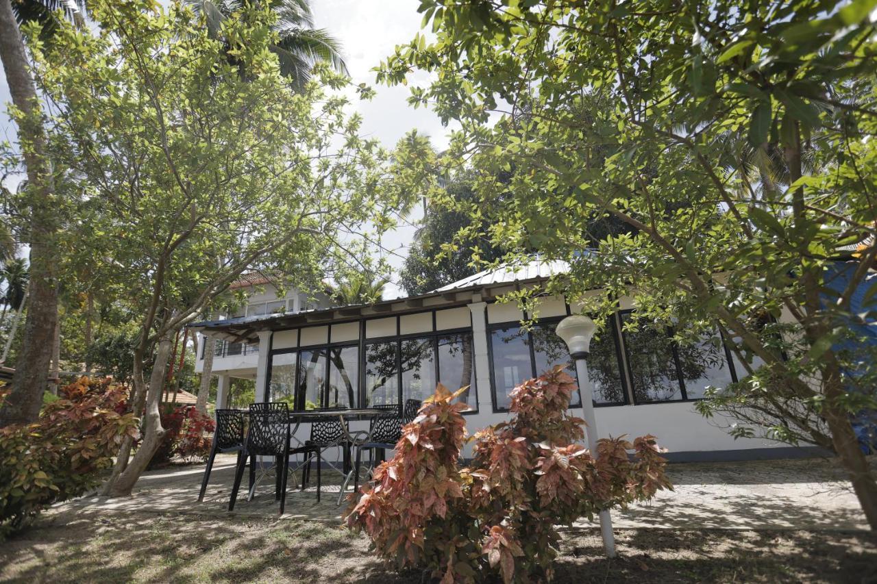 Kallanchery Retreat Kochi Екстер'єр фото