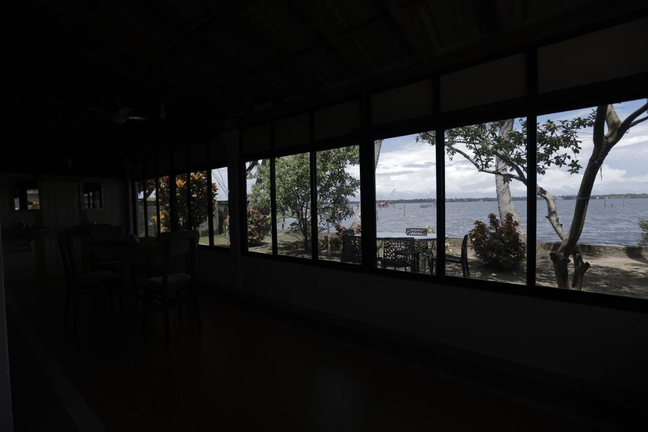 Kallanchery Retreat Kochi Екстер'єр фото